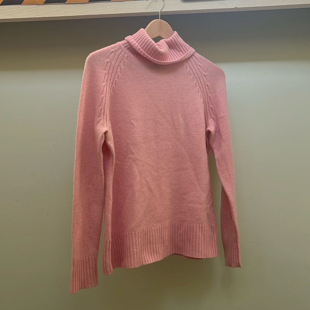 Sutton Studio Cashmere Turtleneck